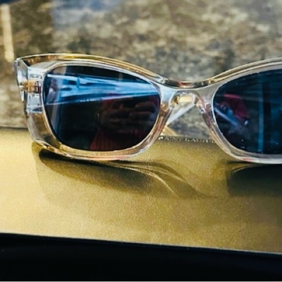 Yves Saint Laurent Women's Sunglasses Authentic - Picture 8 of 17
